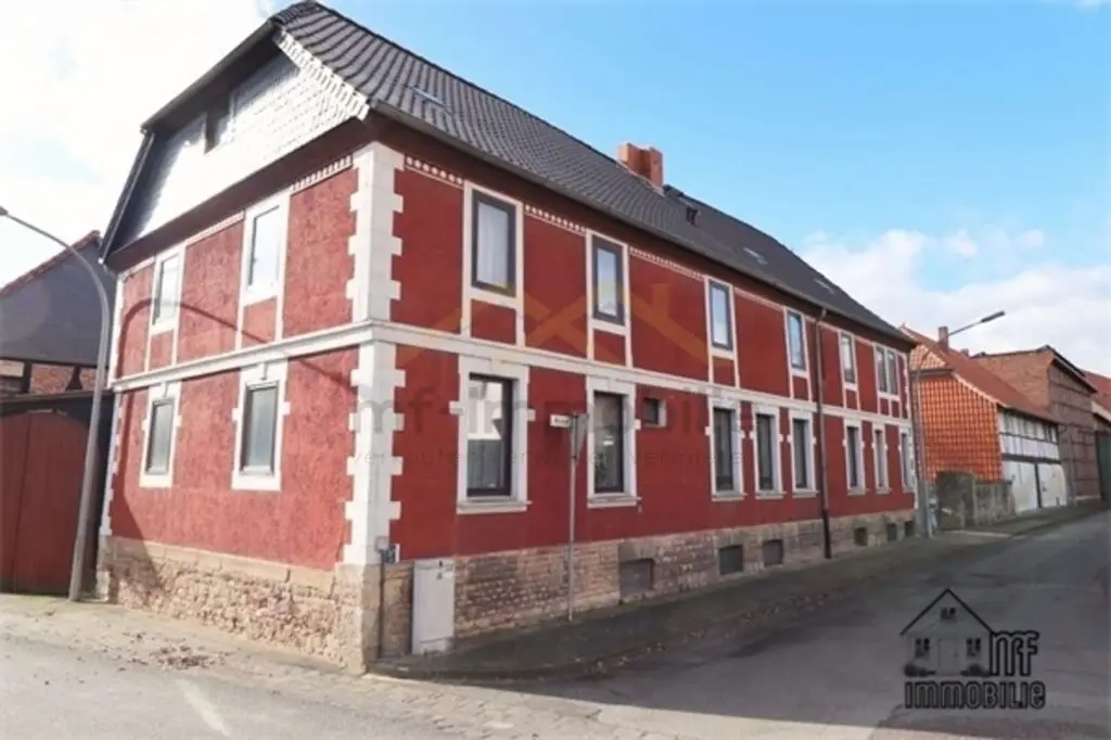 Wohnhaus_Strassenansicht