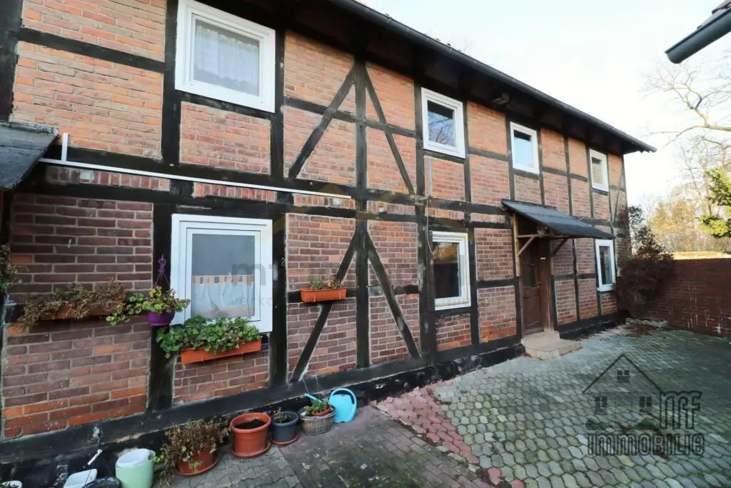 9F9B1ADF-2C52-4AC8-834B-6A0ABF9D021C