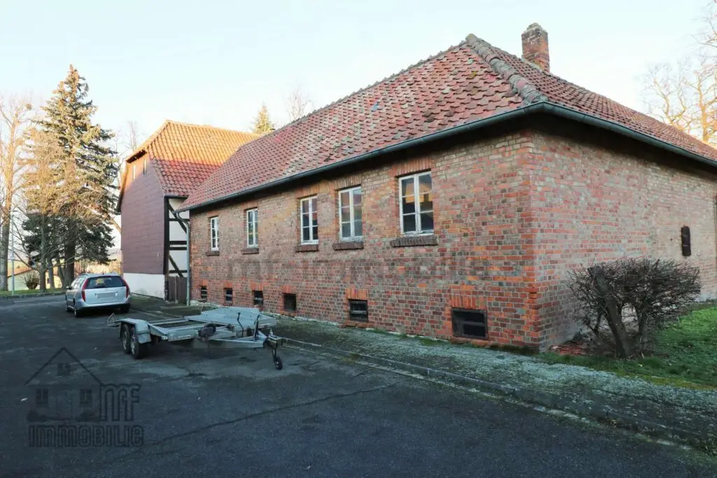 CA9A791B-F79C-4B92-92A0-2BB08D7647F3